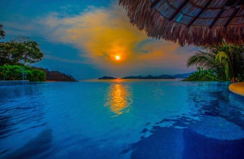 Las Brisas Villa | Villa Las Brisas 7 BR, amazing views & staff included