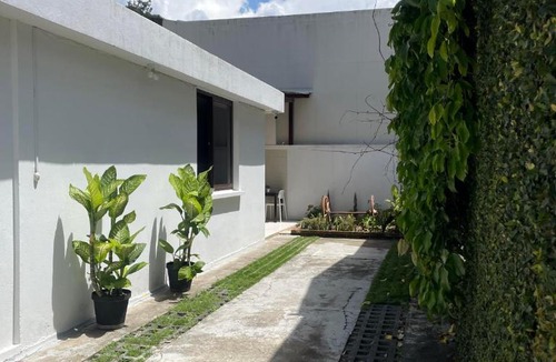 Zona 13 Hotel | Villa Nola
