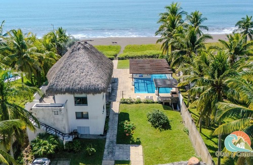 Monterrico Ski Chalet | Villa Nonna, Spectacular house on the beachfront