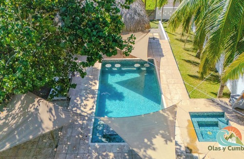 Monterrico Ski Chalet | Villa Tintarella 1, House on the beach shore