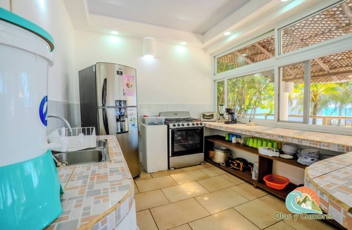 Monterrico Ski Chalet | Villa Tintarella 2, House on the beach shore