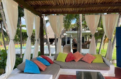 Monterrico Ski Chalet | Villa Valens Paraíso Beach front @sailfish capital