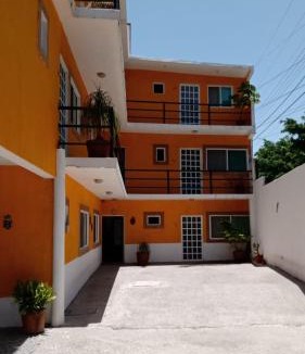 Tres de Mayo Villa | Villa VIP