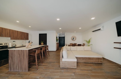 Monterrico Villa | Villas Oazis