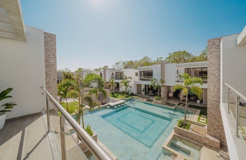 Monterrico Villa | Villas Oazis