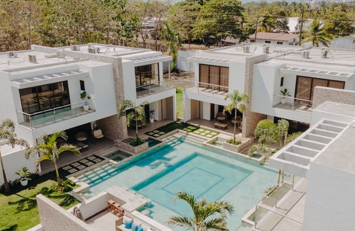 Monterrico Villa | Villas Oazis