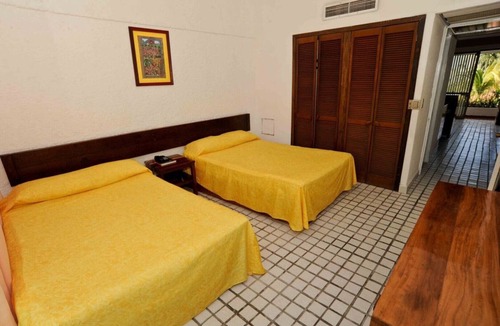 Ixtapa Hotel | Villas Paraiso Hotel/Room 18