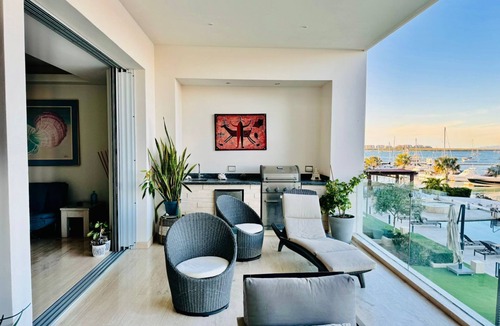 La Paz Condo | Vista Coral Condominium with an amazing view, right on the malecon.