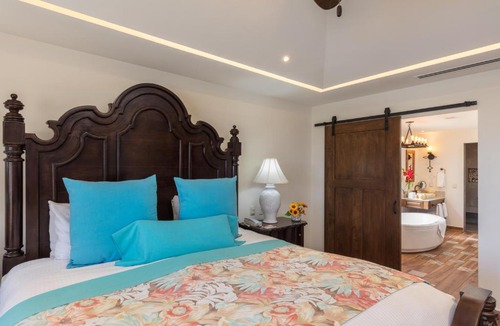 Cabo San Lucas Hotel | Vista Encantada Spa Resort & Residences