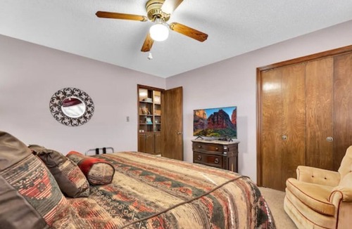 Clinton House | Vrbo Property