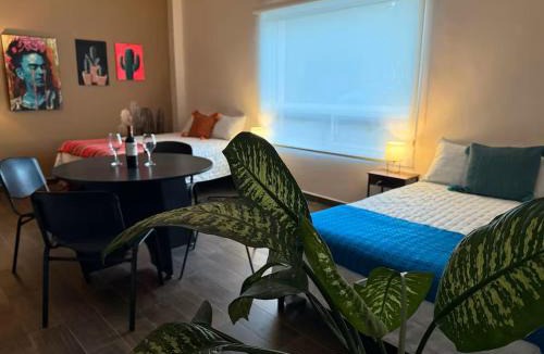 Santiago House | Walking distance to church, restaurants and main Santiago square