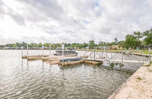 Willis Other | Water's Edge RV Resort on Lake Conroe