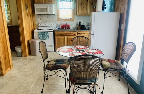 Onalaska Cabin | WATERFRONT CABIN #3 Lake Livingston, Onalaska, Texas