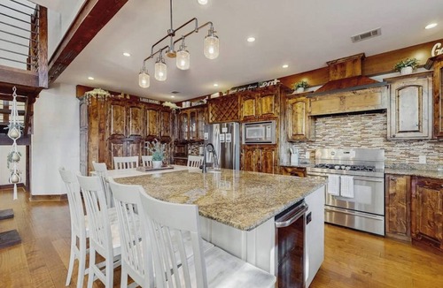 Spicewood House | Waterfront home with private pool, patio & amazing sunset view