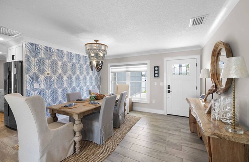 Spring Hill House | Waterfront/Pool/Outdoor kitchen/Dock&BoatRamp