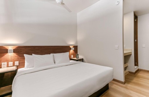 Downtown Queretaro Apartment | Wenceslao By Homirent