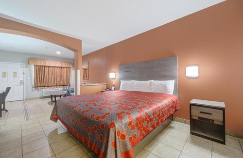 Weslaco Hotel | Weslaco Inn Weslaco-Mercedes