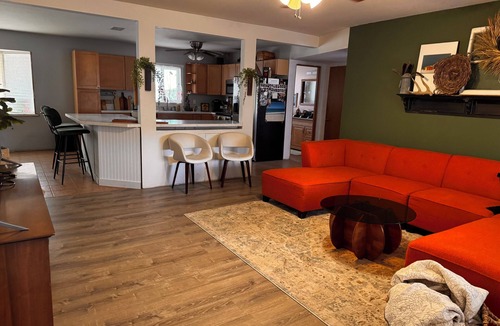Kingman House | Where nostalgia meets a good night’s sleep, your router 66 trip starts here!