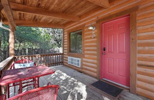 Wimberley Apartment | Wimberley Log Cabins Resort and Suites- Unit 5