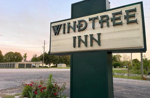 Grove Hill Hotel | WINDTREE INN