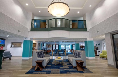 Lafayette Hotel | Wingate by Wyndham Lafayette Airport