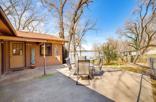 Winnsboro House | Winnsboro Lake Retreat: On-Site Swimming & Fishing
