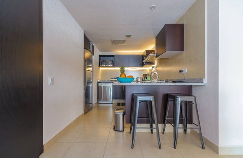 South Hotel Zone Condo | WINTER OFFER! CHIC & MODERN BEACHFRONT CONDO W/TERRACE