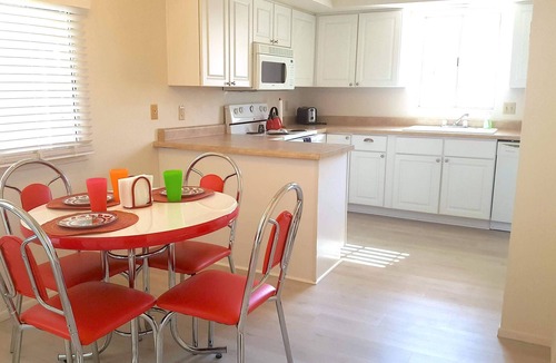 Chandler House | Winter renters left early! Book your April stay in Sun Lakes!