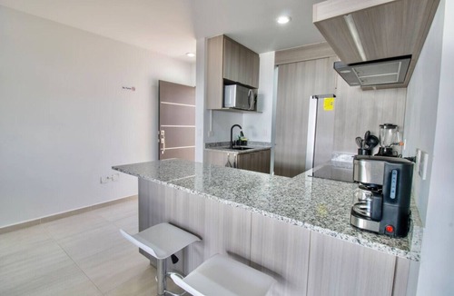 Cerritos Apartment | Wonderful apartment near the beach