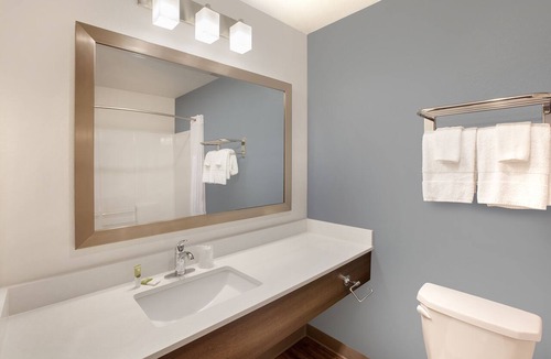 West San Antonio Hotel | WoodSpring Suites Lackland near Sea World