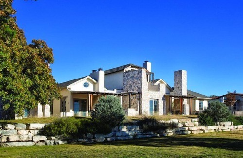 Ingram House | Worldmark Hunt- Stablewood Springs Resort 1BD