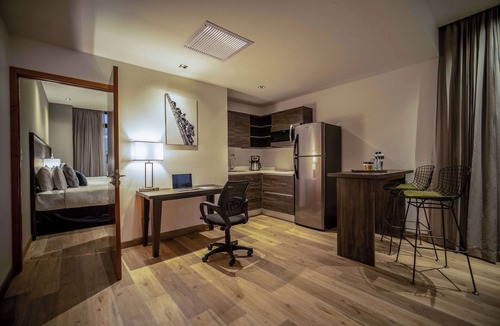 Zona 10 Hotel | Wyndham Garden Guatemala City