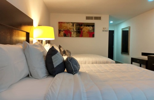 Los Mochis Hotel | Wyndham Garden Los Mochis Plaza Inn