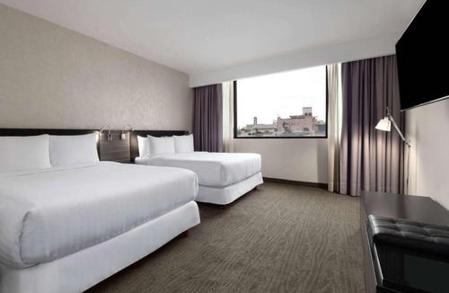 Monterrey Centro Hotel | Wyndham Monterrey Ambassador Centro