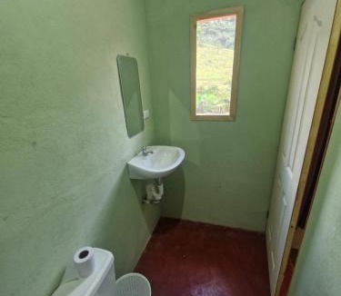 San Agustin Lanquin Hostel | Yaxlik River Lodge