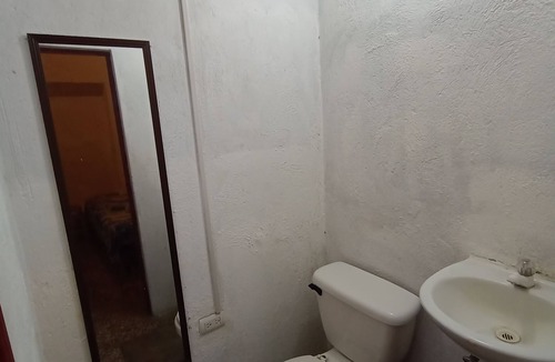 San Mateo Milpas Altas House | Yellow House