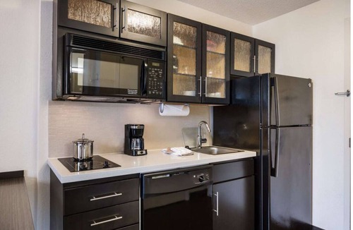 Nassau Bay Hotel | Your Adventure Awaits! Pet-Friendly Property Near NASA Johnson Space Center!