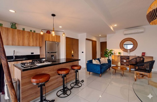 North Hotel Zone Apartment | Zoho Skies by Monyxbnb