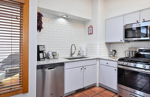 Downtown Santa Fe Hotel | Zona Rosa 70/73 combination unit