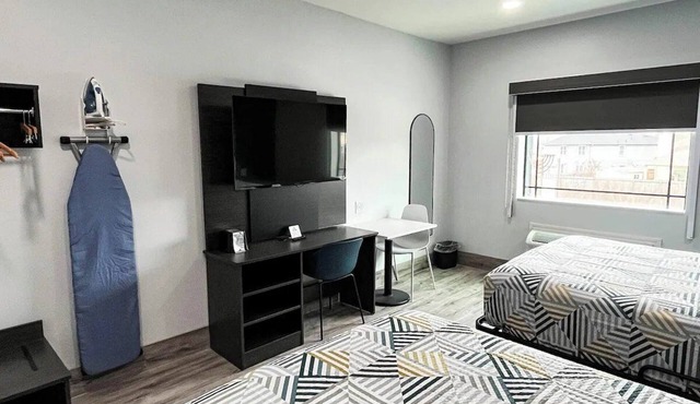 2 Accommodations 6.4 Miles Away from Airport | Pet-Friendly | Free Parking