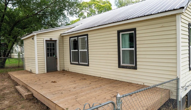 2 Bedroom - Pet Friendly - Long Stay available- Close to Buffalo National River