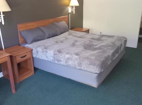 2 Double Beds Hotel Studio 133
