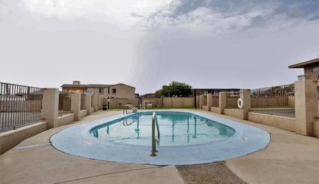 2 Travel Ready Rooms with King Bed in San Antonio Near Local Parks and Dining