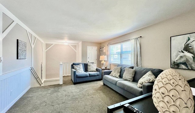 219 Maxwell St - Unit B · A great place to work and stay in Franklin