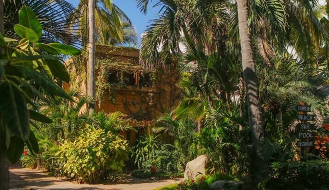 2BR Garden Villa at Villas el Rancho/unit 2