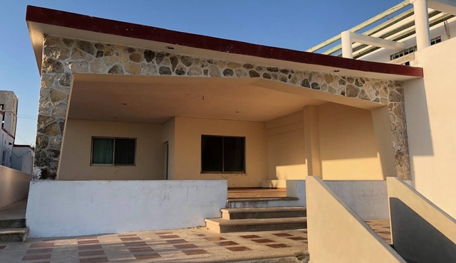 3 bedroom beach house in chicxulub port, Yucatan