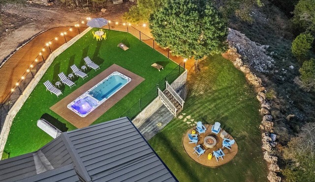 3 Kings! Hot Tub/Pool-Fire Pit-GameRm GYM+ PickleB