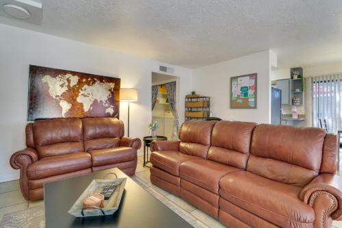 3 Mi to Uptown ABQ! Pet-Friendly Condo w/Patio