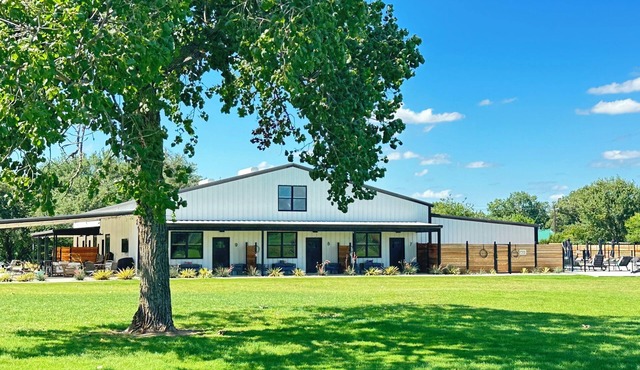 9 Bungalow Package @ Barndo Bungalows