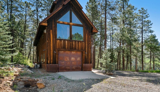 A/C, Views, Newly Renovated, Peaceful Retreat!